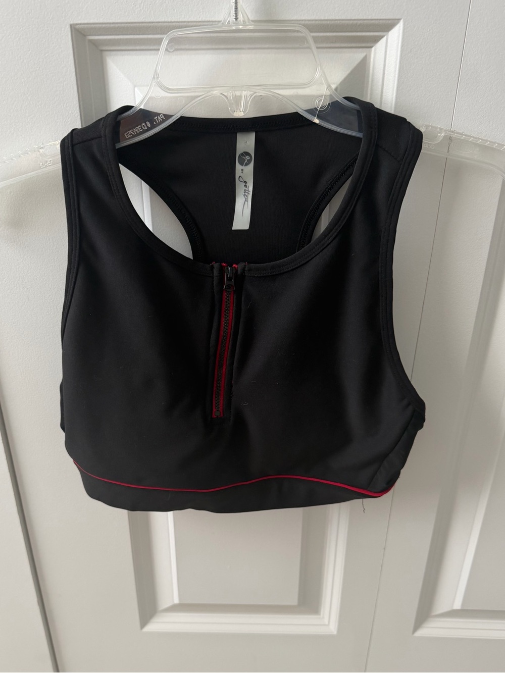 G by Gottex Women’s Performance Active Sports Bra Black with Zipper Detail
